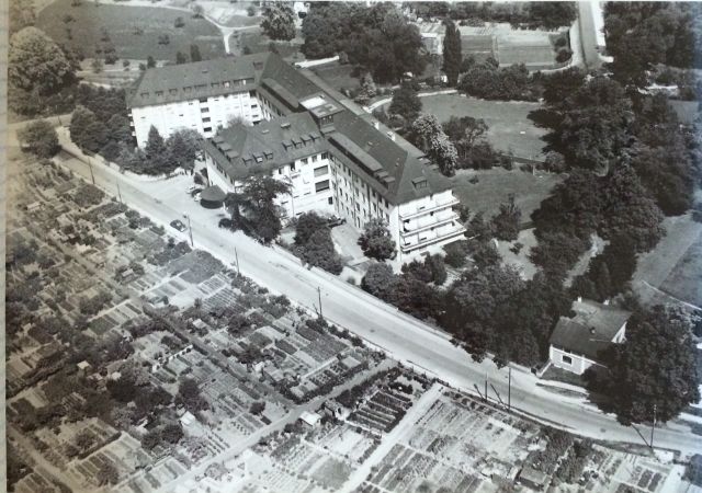 altes Bild Spital_Neusatzweg_ev Schirmtanne
